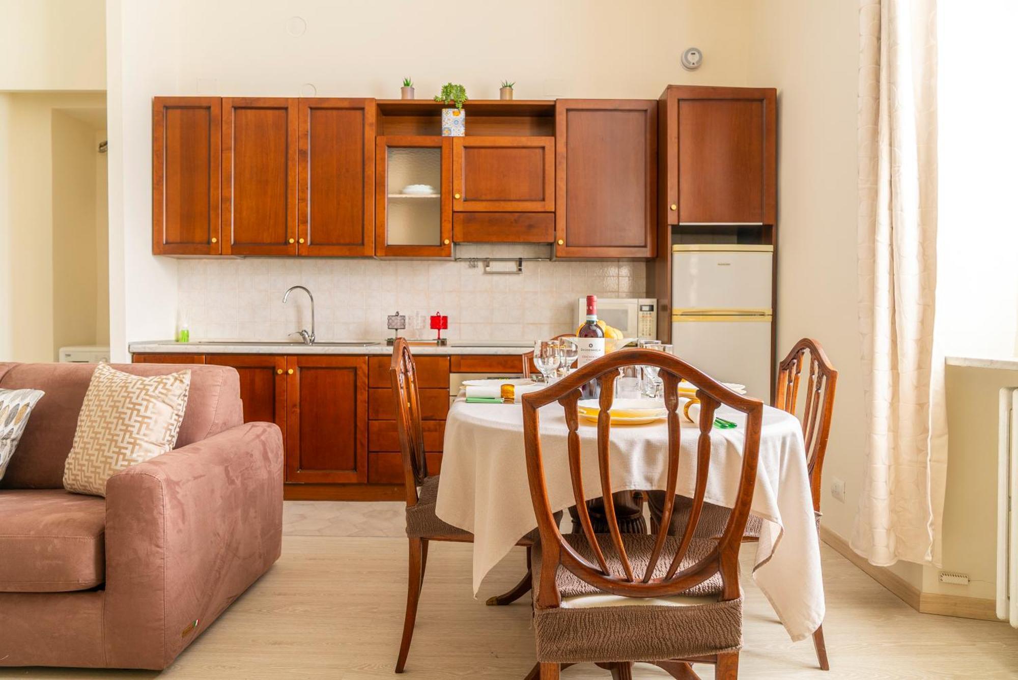 Residenza Spezia - Hospitals, Lingotto & Metro * Turin