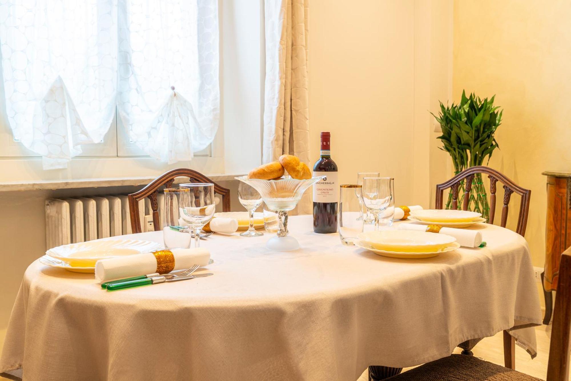 Residenza Spezia - Hospitals, Lingotto & Metro Turin
